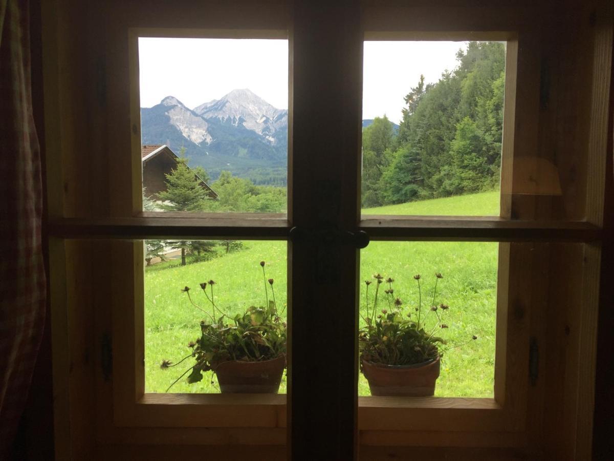 Cozy Log Cabin Near Faaker See Ledenitzen Esterno foto
